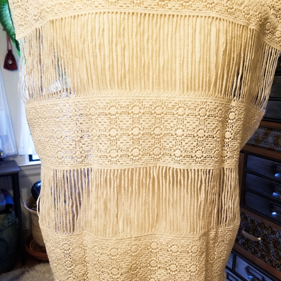 😀LAST 1! (XS) Stunning Crochet Crop Sleeve Top - Picture 5 of 7